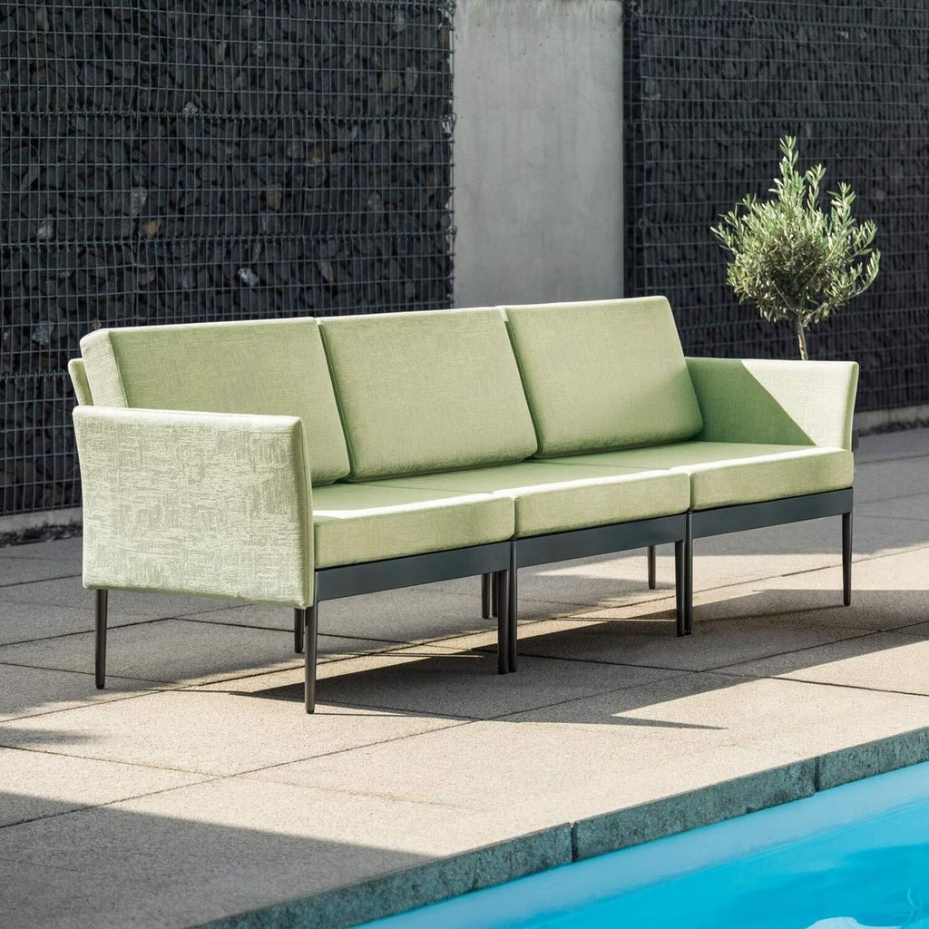 Hagesofa Ildigo aluminium/utestoff 250 cm forfra