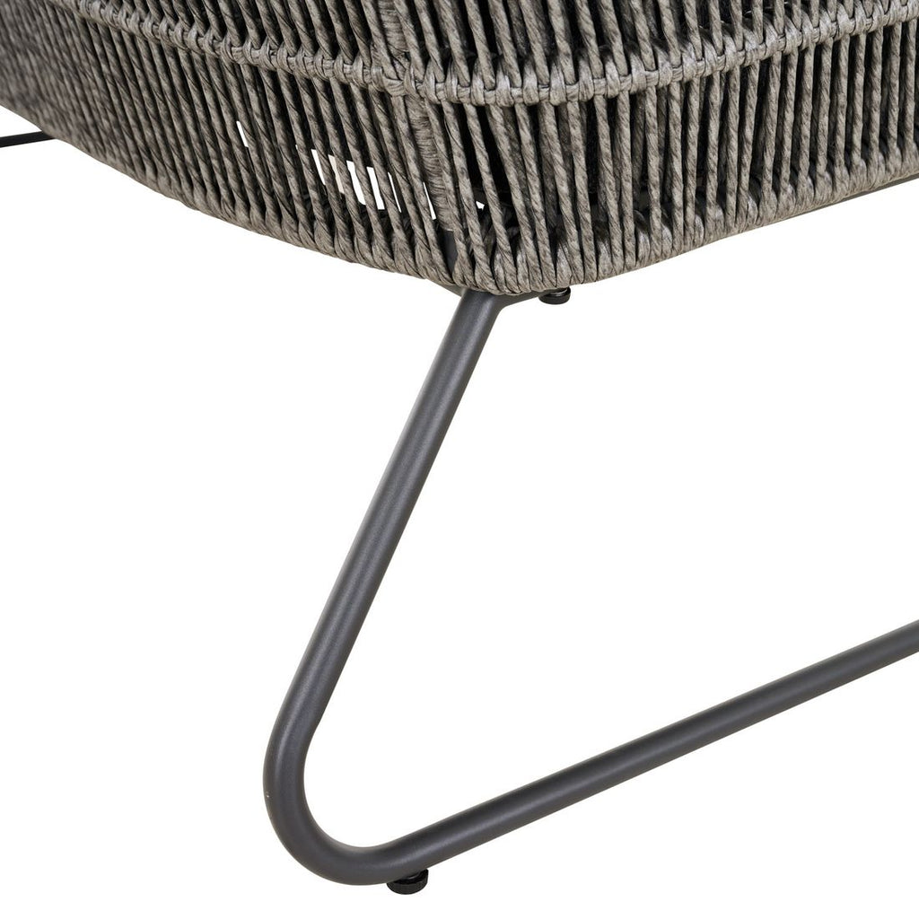 Hagesofa Kansas aluminium/flettverk 145 cm i moderne uteområde