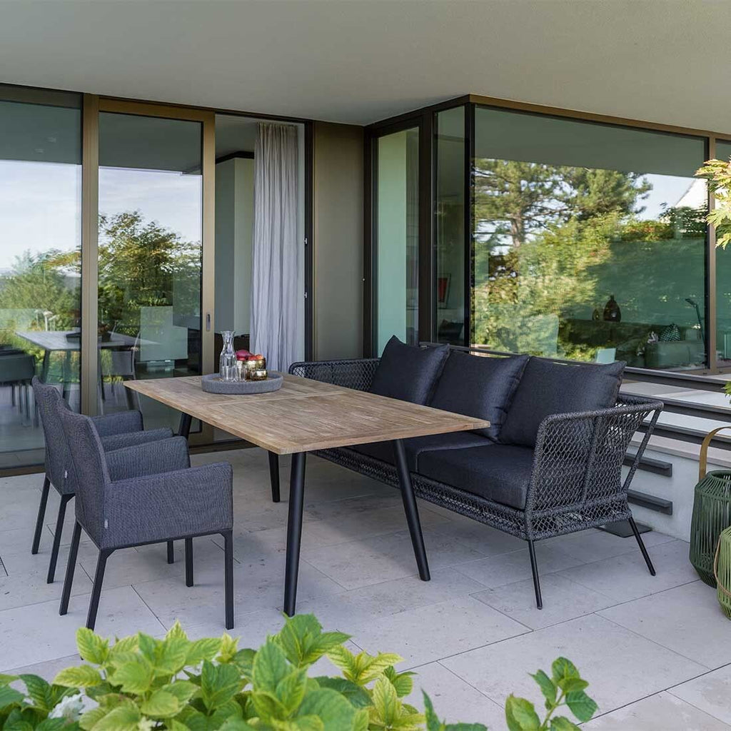 Oversiktsbilde av Hagesofa Odea justerbar aluminium/tau 244 cm i uterom