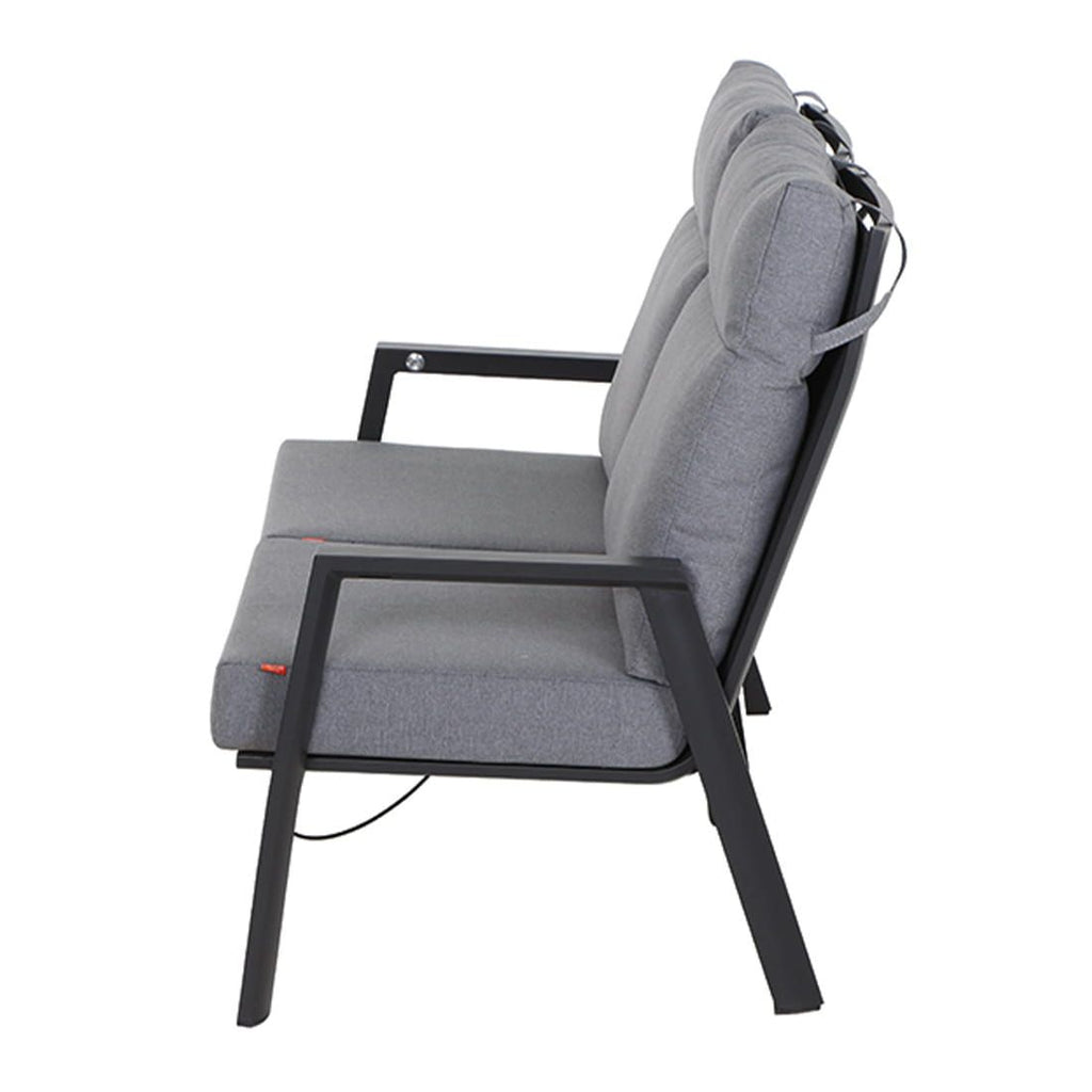 Hagesofa Valencia justerbar aluminium 152 cm - Siena Garden montert på terrasse