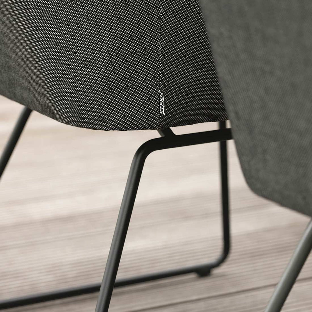 Montert Hagestol med armlener Hector rustfritt stål/utestoff - Stern på terrasse