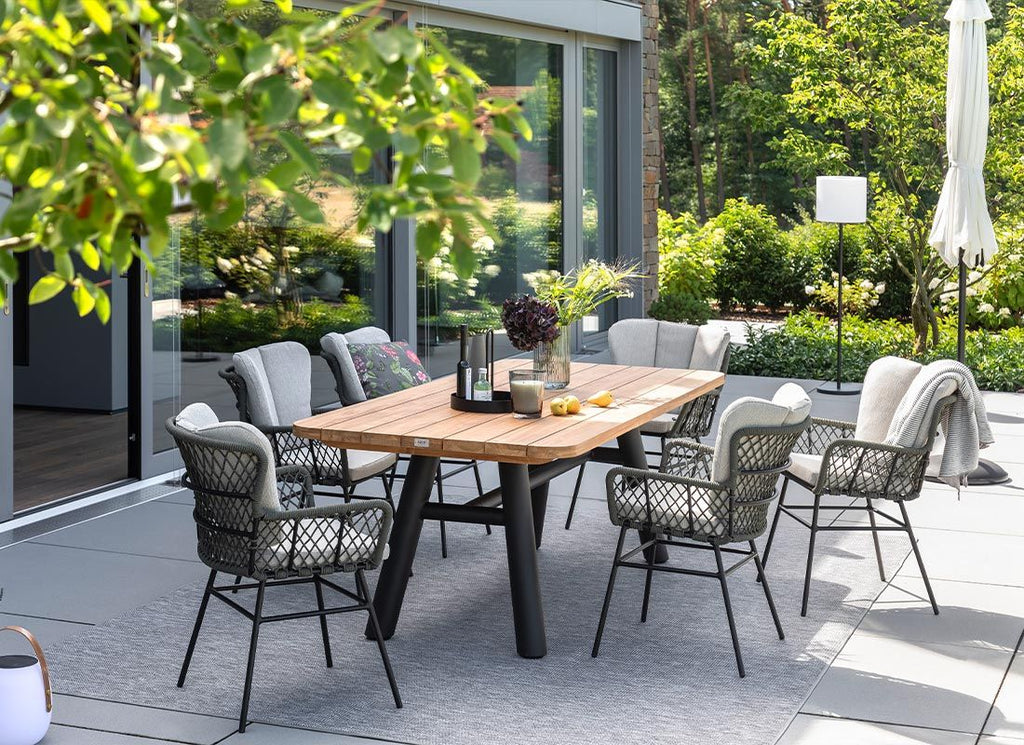 Hagestol med armlener Benet aluminium tau med puter i moderne hage