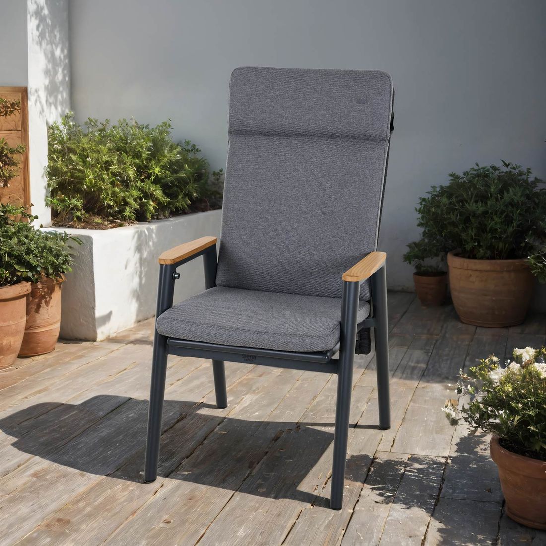 Hagestol med armlener Cortina aluminium regulerbar bakside