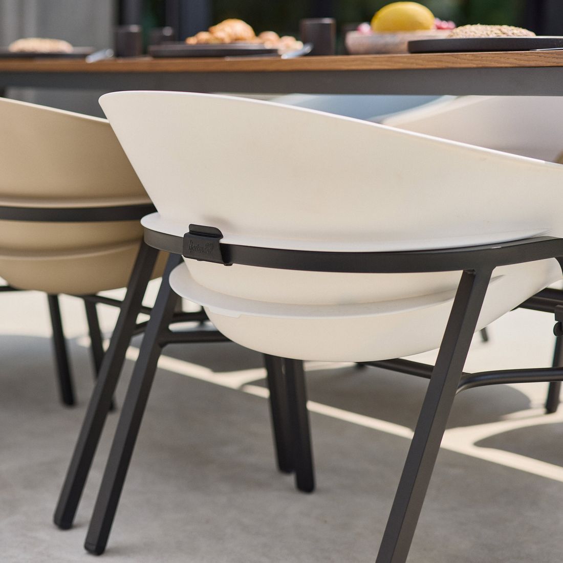 Hagestol med armlener Tubb aluminium/plast høydejusterbar - Hartman