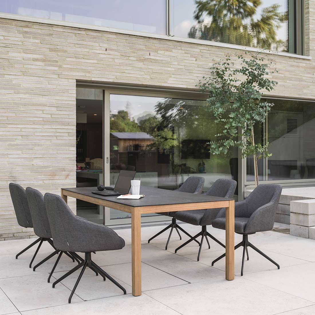 Hagestol med armlener Turn dreibar aluminium 63 cm sideprofil