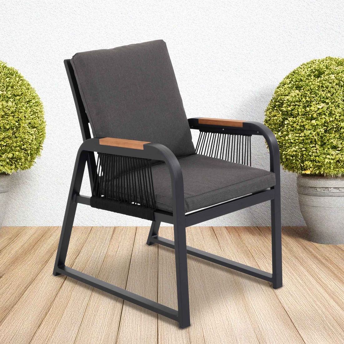 Hagestol med armlener Siena aluminium tau med puter - OUTLIV bakside