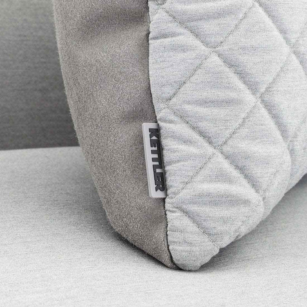 Nærbilde av ramme og stoff på Hjørne-/endemodul lounge Ego Modular Sunbrella 96x96 cm