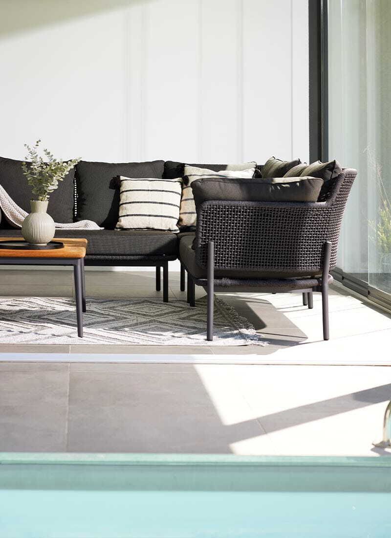 Hjørnemodul lounge 7005 aluminium tau nærbilde av tau