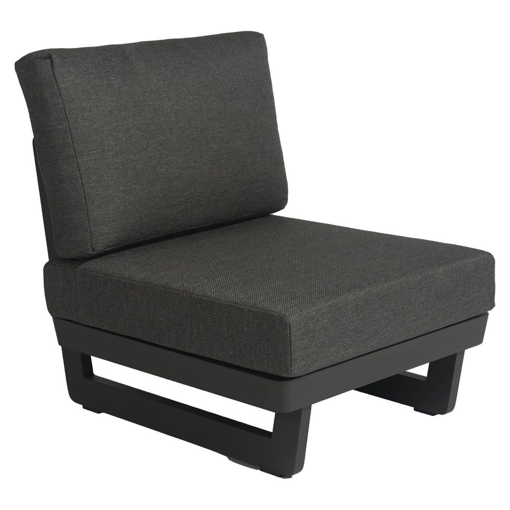 Hjørnesofa ute Lana med loungebord aluminium olefin på hagefest