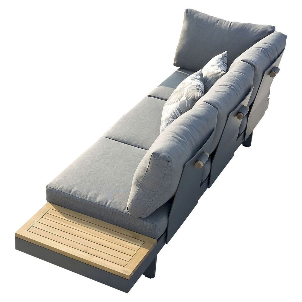 Hjørnesofa ute Luna med loungebord aluminium/akasie montert på terrasse