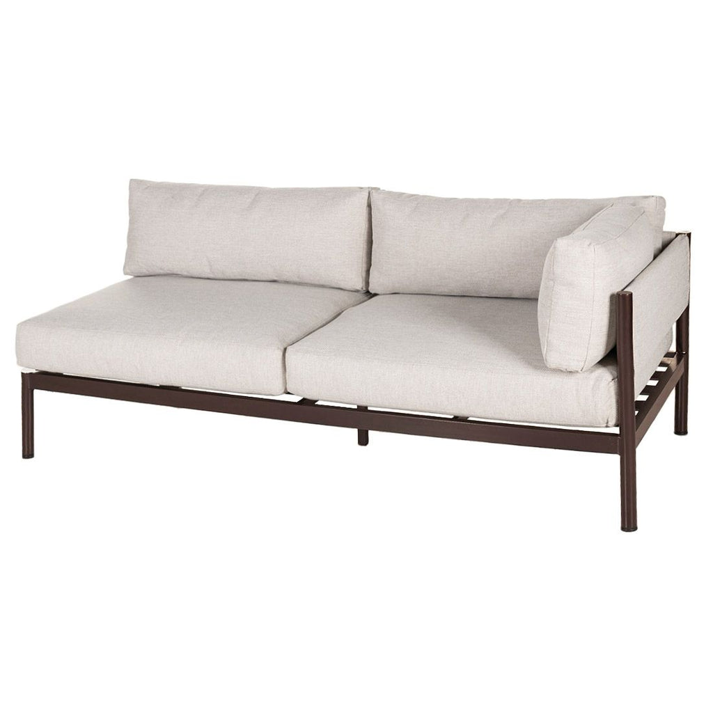 Montert Hjørnesofa ute med loungebord aluminium teak OUTLIV