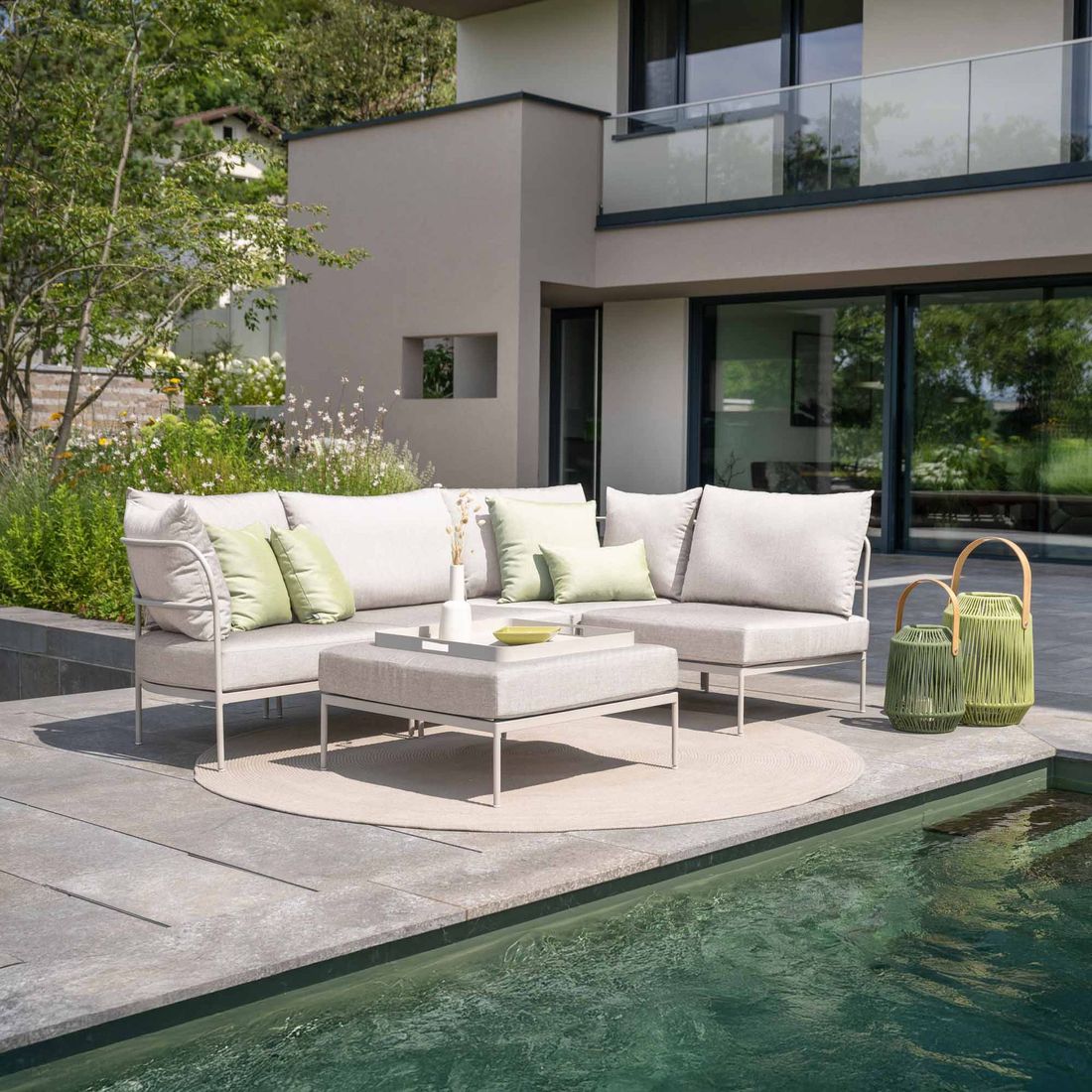 Hjørnesofa ute Coco 258x170 cm aluminium/utestoff - Stern bakside