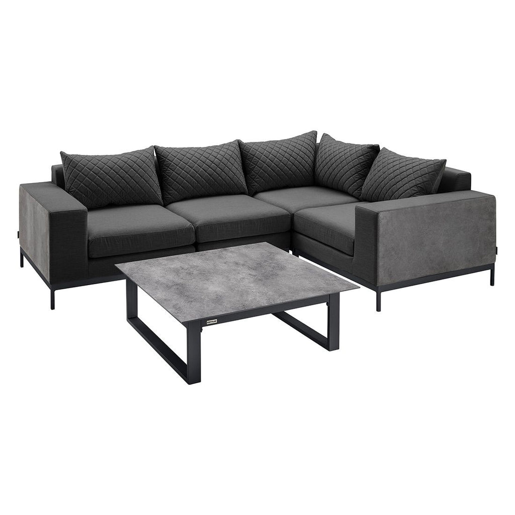 Montert Hjørnesofa ute Ego Modular med loungebord aluminium - Kettler på terrasse