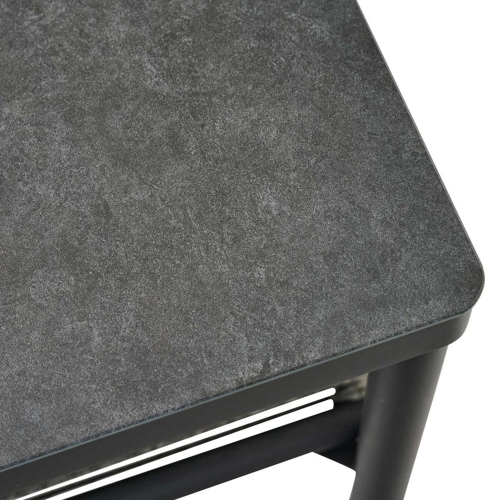 Hjørnesofa ute Kansas med loungebord aluminium/flettverk med puter