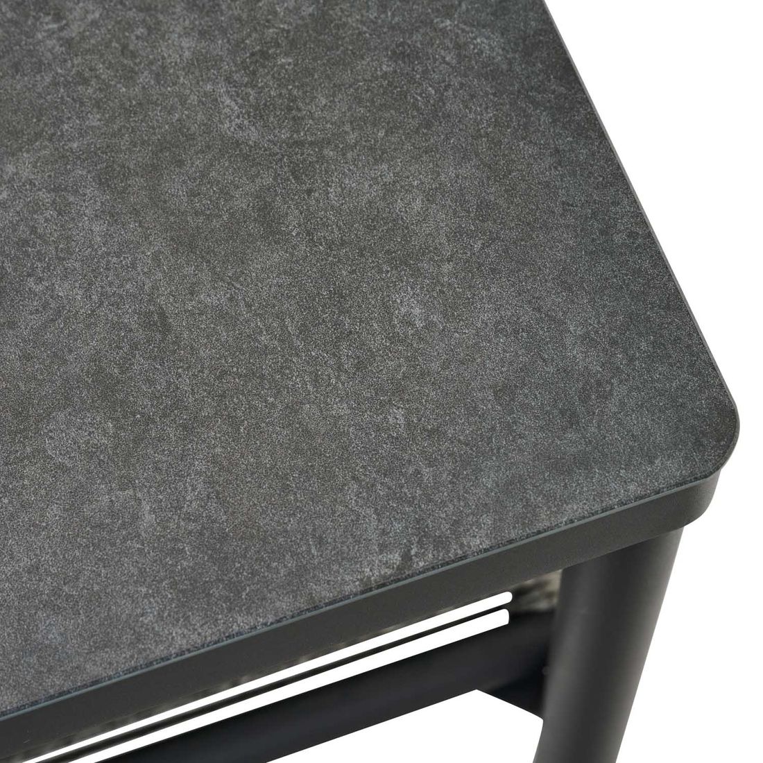 Hjørnesofa ute Kansas med loungebord aluminium/flettverk med puter
