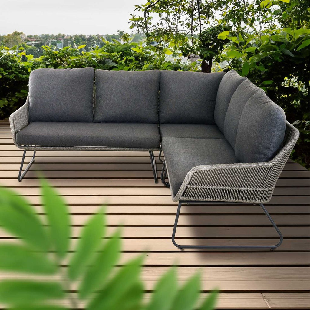 Hjørnesofa ute Kansas aluminium/flettverk 204x204 cm - Siena Garden forfra