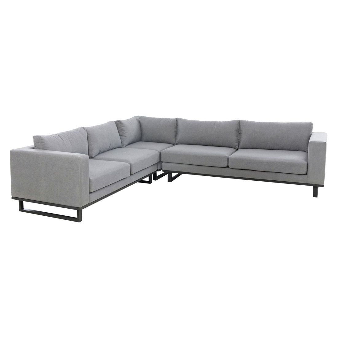 Hjørnesofa ute Miami med loungebord aluminium montert i uterom