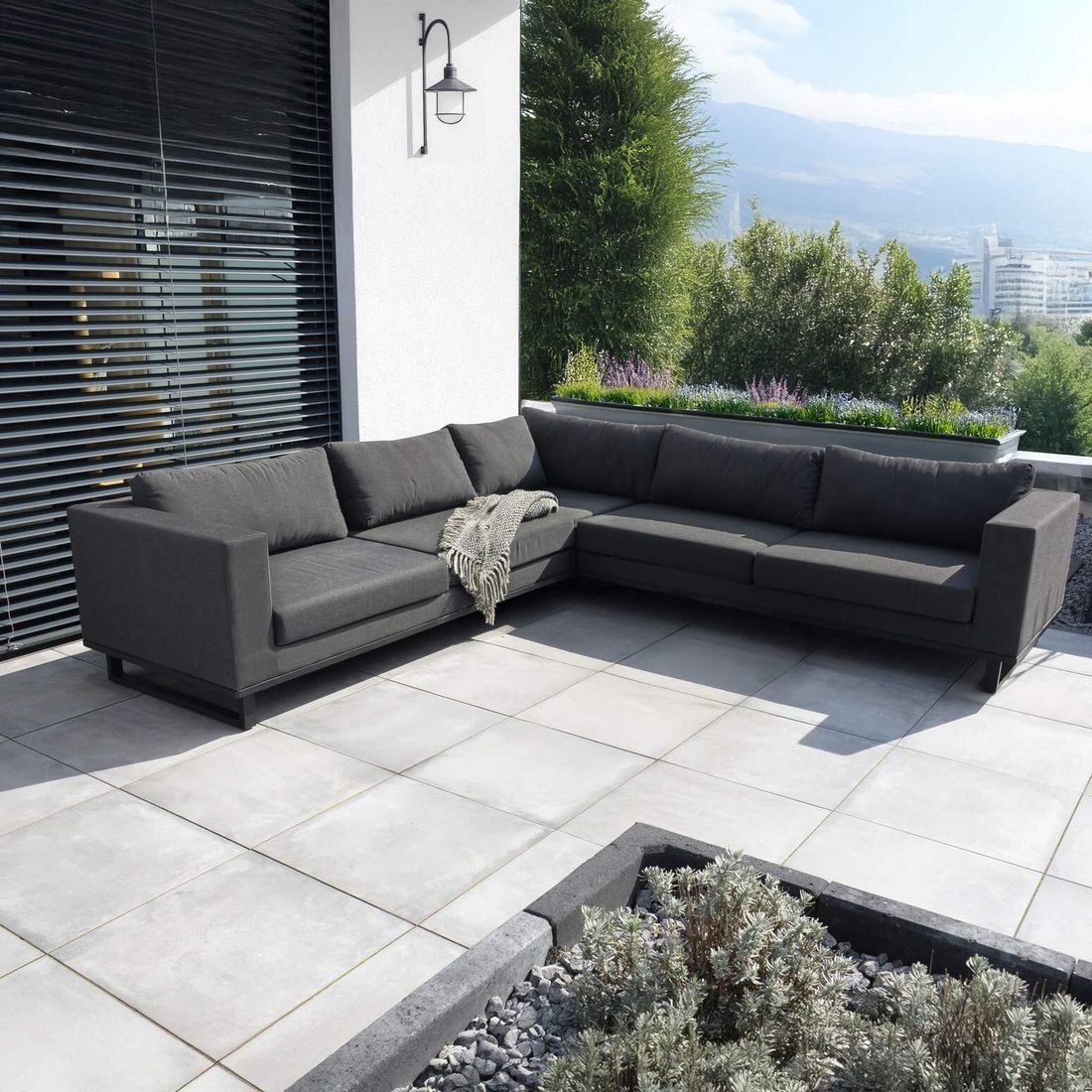 Nærbilde av ben i aluminium på Hjørnesofa ute Miami Sunbrella 290x290 cm - OUTLIV
