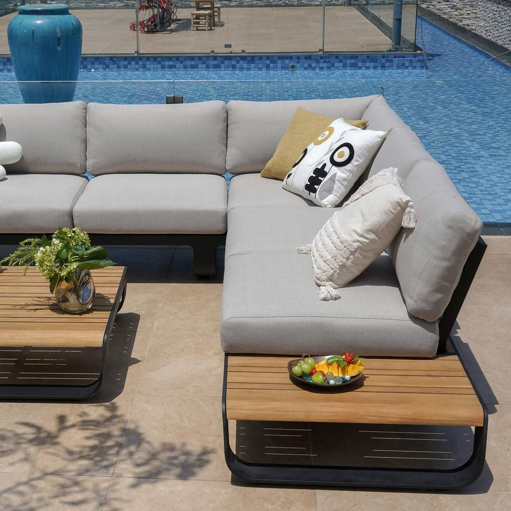 Oversikt over Hjørnesofa ute Palm Springs med loungebord i uterom
