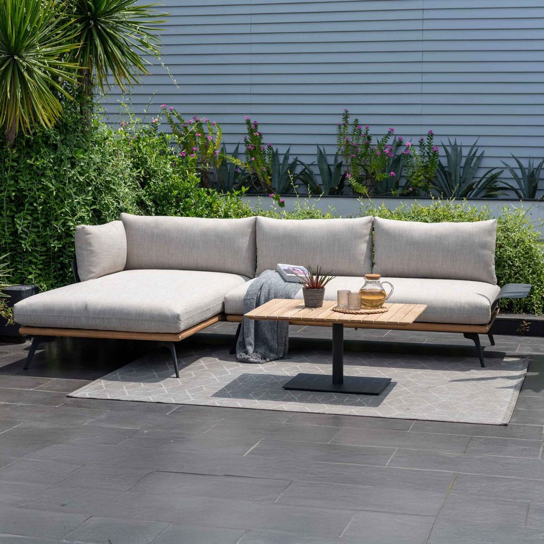 Hjørnesofa ute Pearl 287x157 cm aluminium teak forfra