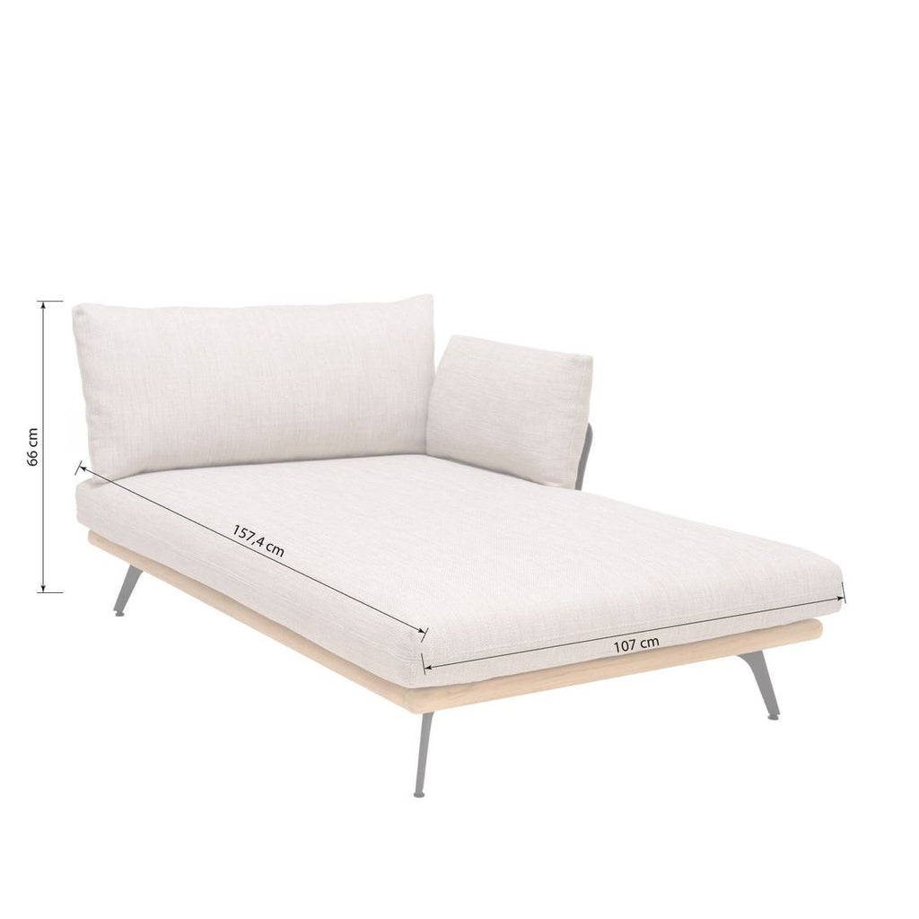 Nærbilde av bordplate i teak på Hjørnesofa ute Pearl med loungebord aluminium/teak