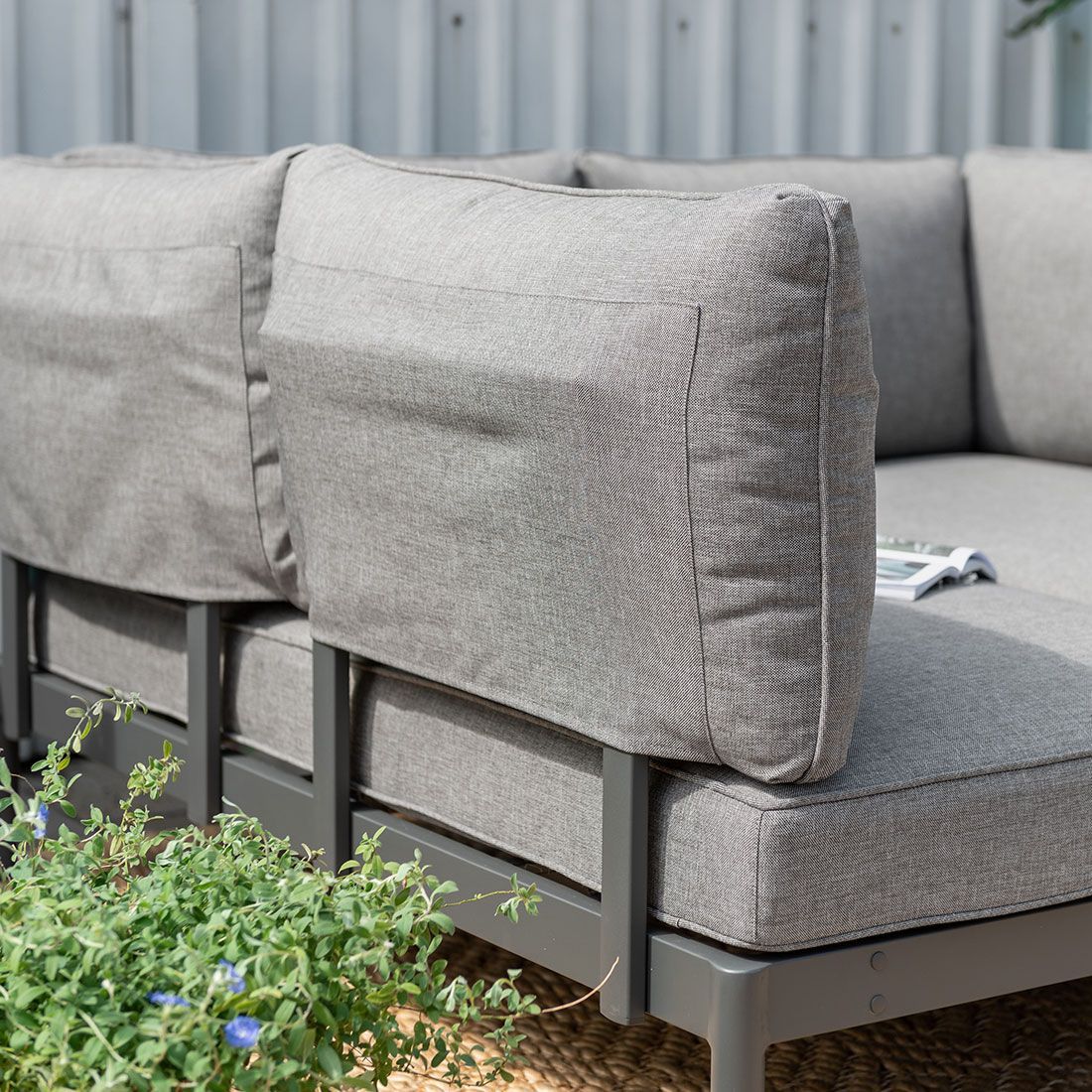 Hjørnesofa ute Topaz med loungebord - LifestyleGarden