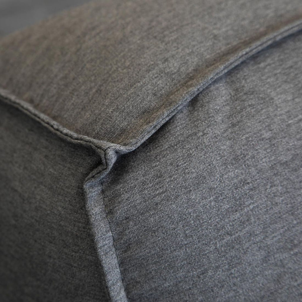 Hjørnesofa ute Vlieland aluminium Sunbrella detalj av ramme