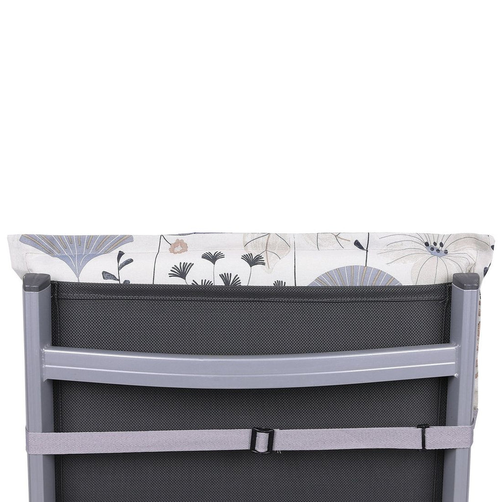 Detalj av stoffet på Høyrygg stolpute 50x120 cm blandet stoff beige
