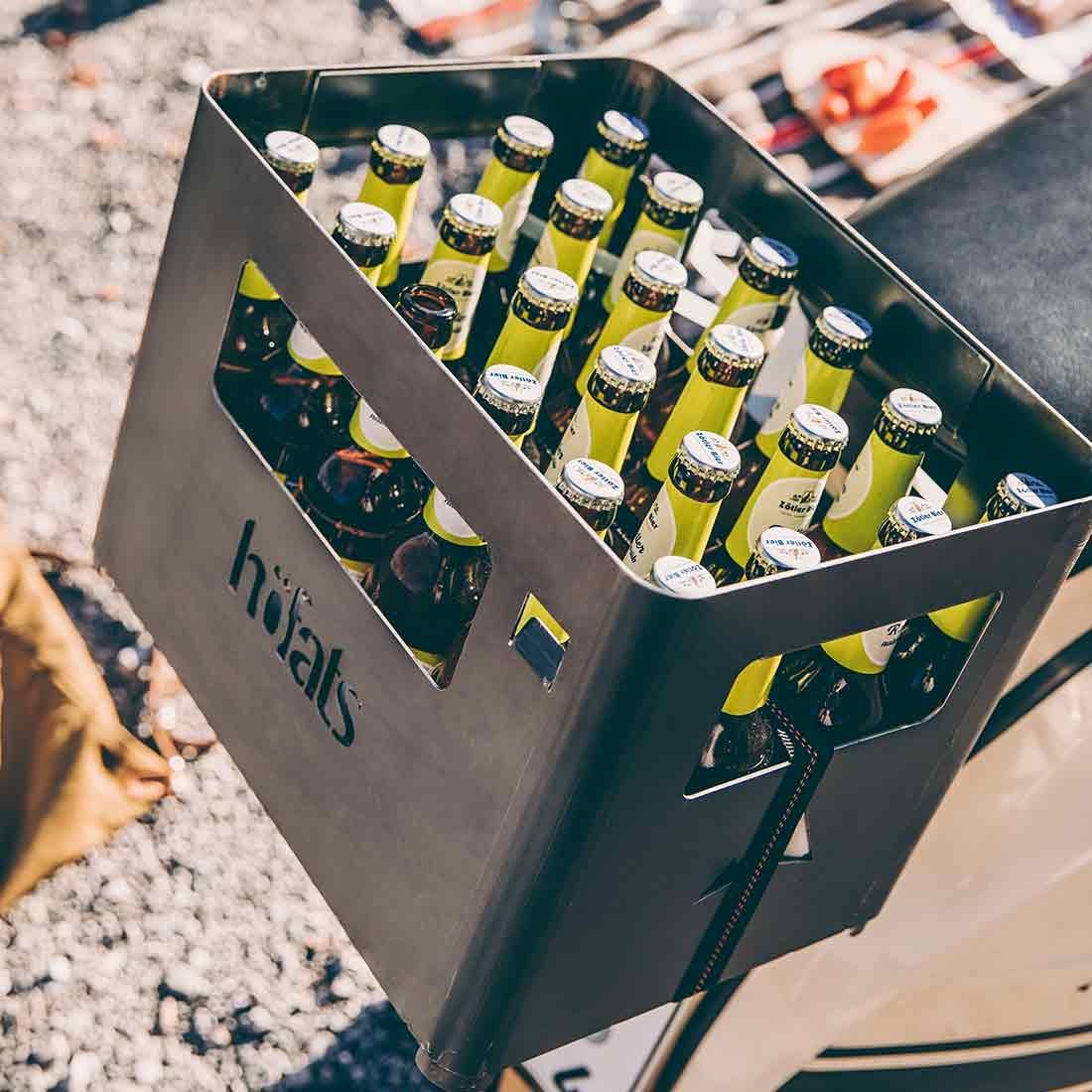 Nærbilde av integrert flaskeåpner på Ildkurv BEER BOX 38x28 cm - höfats