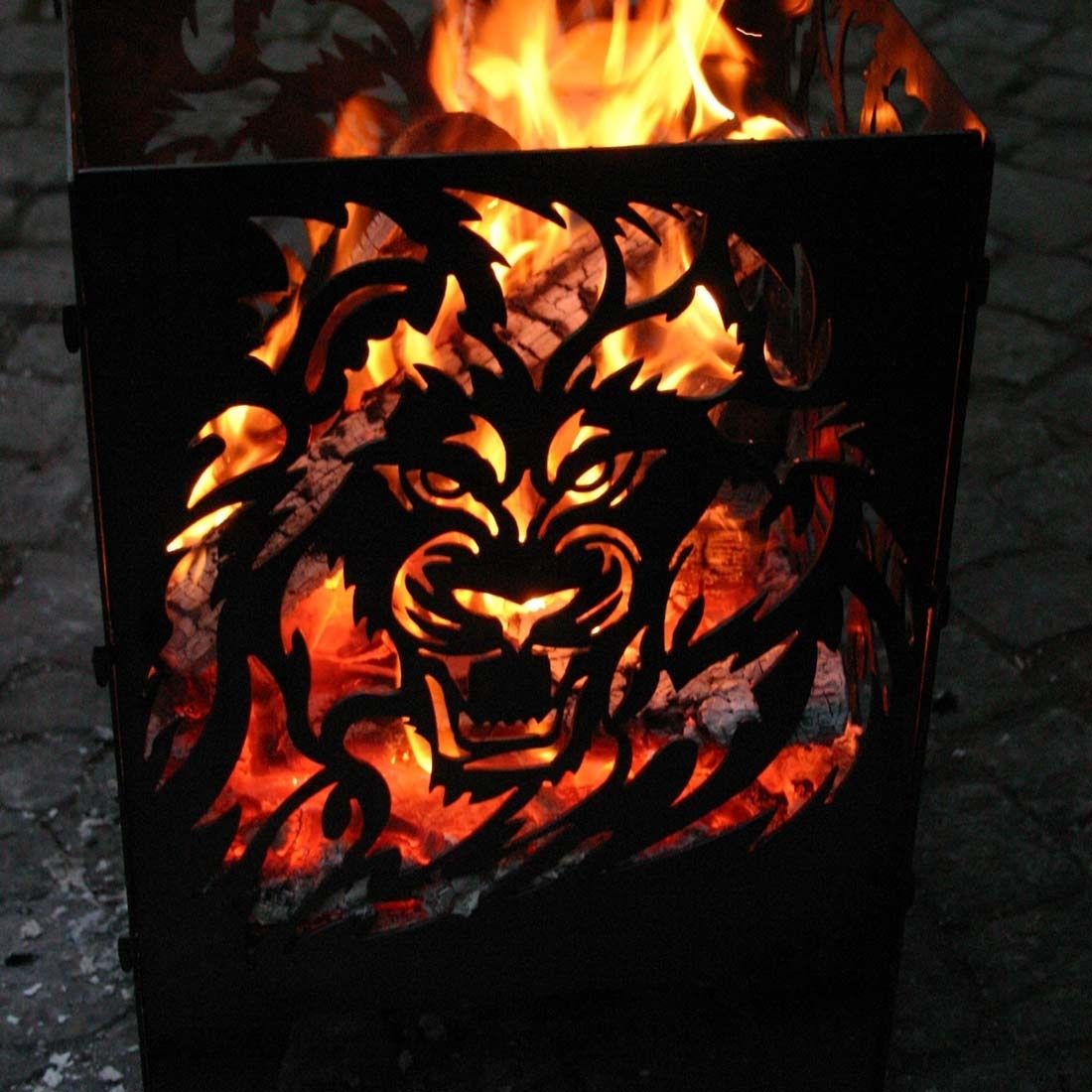 Detalj av Ildkurv Löwe råstål 35,5x37x75 cm