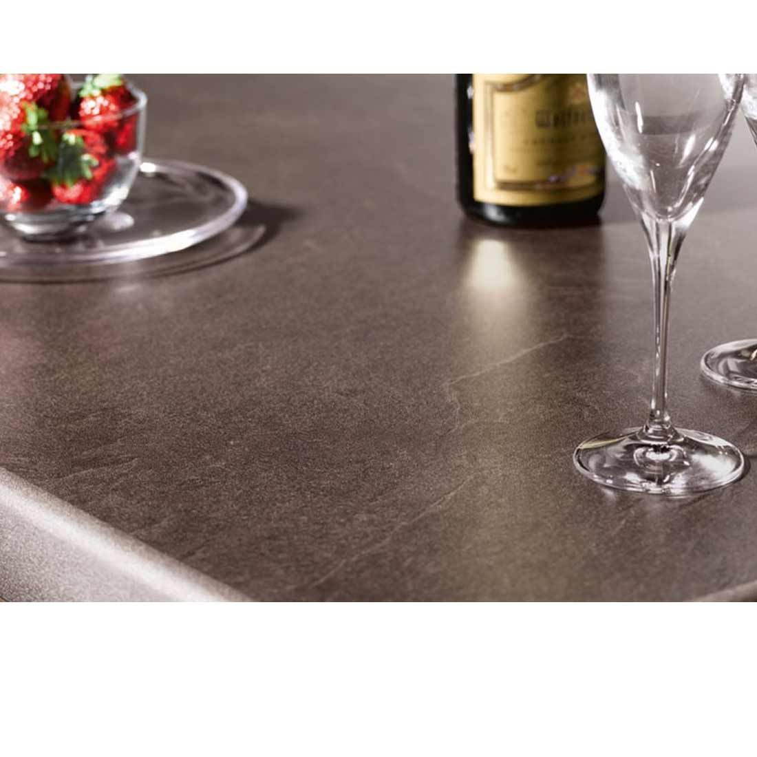 Klappbord ute Boulevard 150x90cm stål HPL Sieger montert i hage