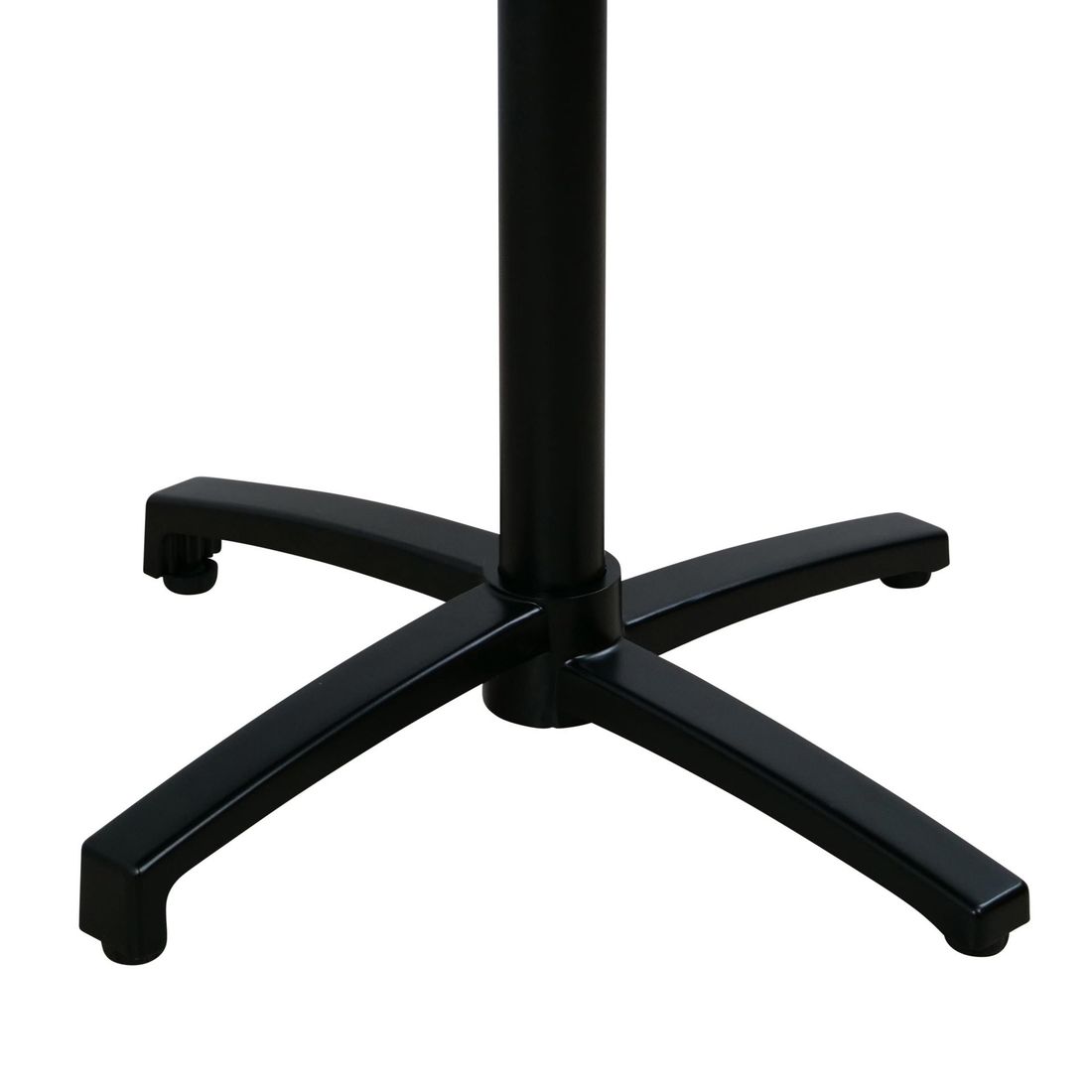 Montert Klappbord ute Salvador 70x70 cm på terrasse