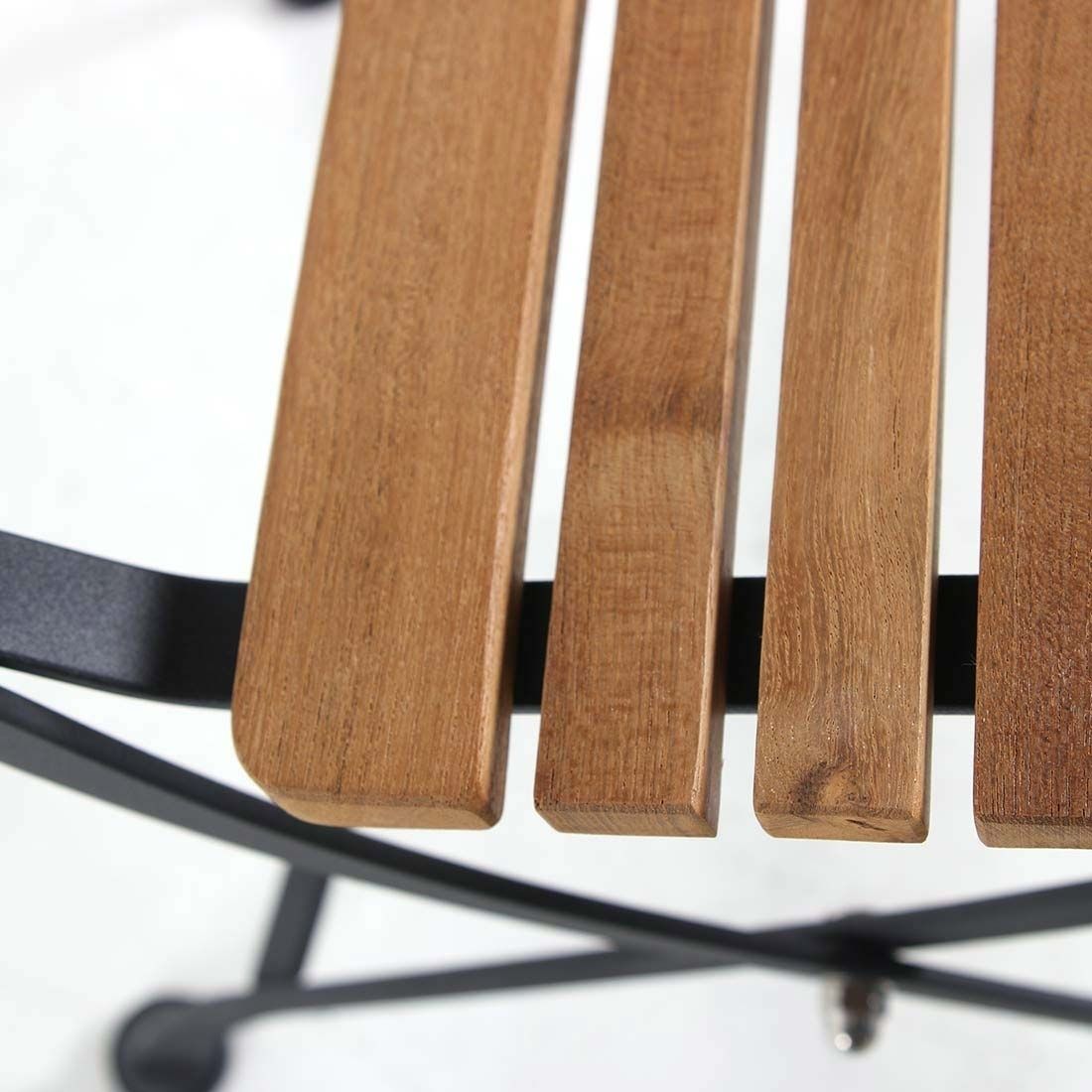 Klappstol ute Lindau stål/teak 46x53,5 cm - OUTLIV montert i hage
