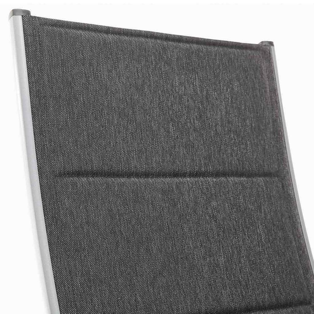Klappstol ute Basic Plus Padded aluminium/textilen - Kettler vist i hagebruk