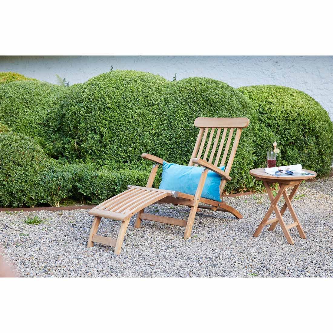 Liggestol Kampen regulerbar teak 160 cm montert i hage