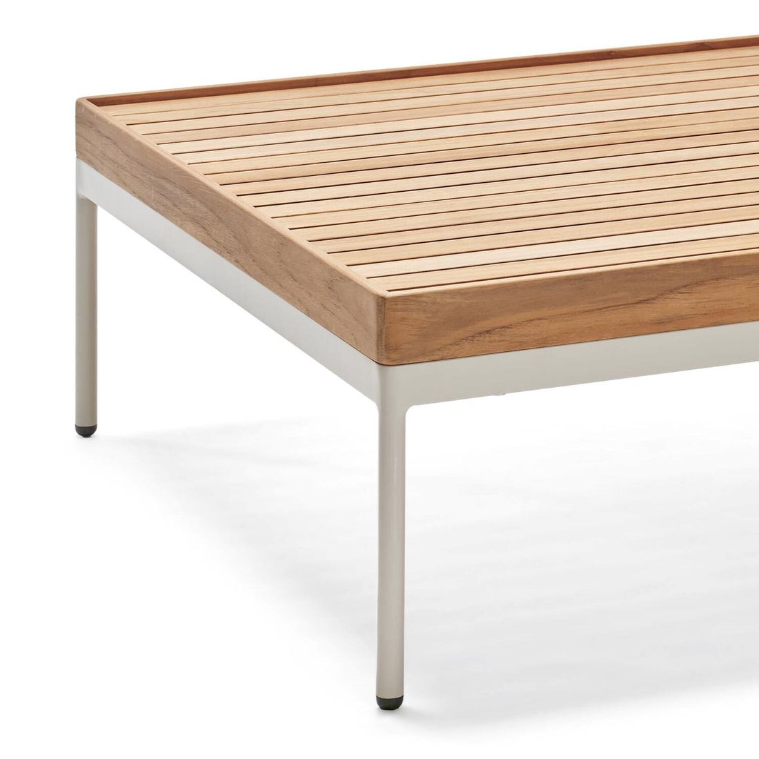 Loungebord Coco 80x80 cm aluminium/teak montert i hage