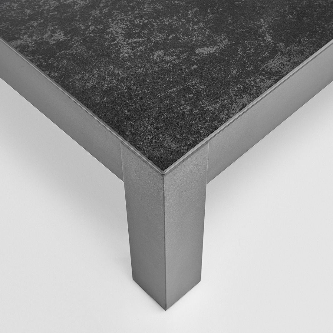 Detaljbilde av bordplate på Loungebord Comfort 95x95 cm
