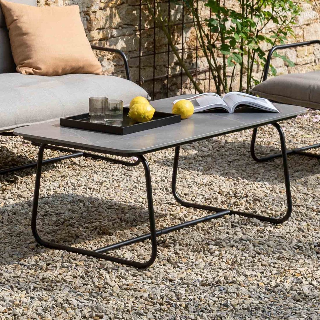 Loungebord Fontein 120x60 cm aluminium keramik forfra