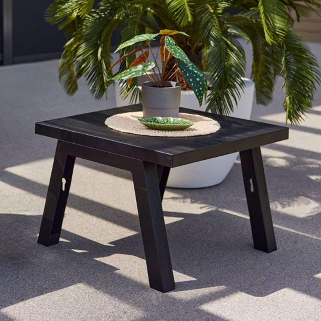 Loungebord Ibiza 60x60 cm plast antrasitt - Hartman forfra