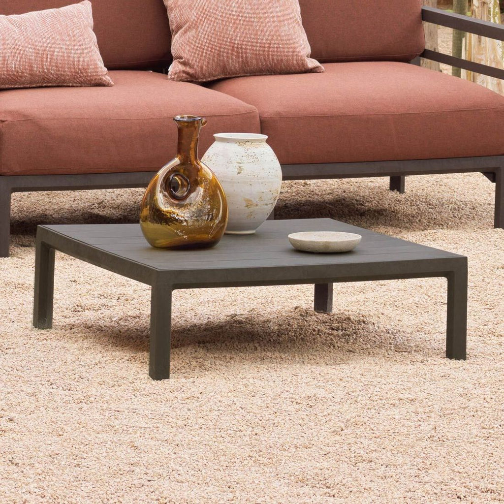 Loungebord Maximo 80x80cm plast stabelbart forfra