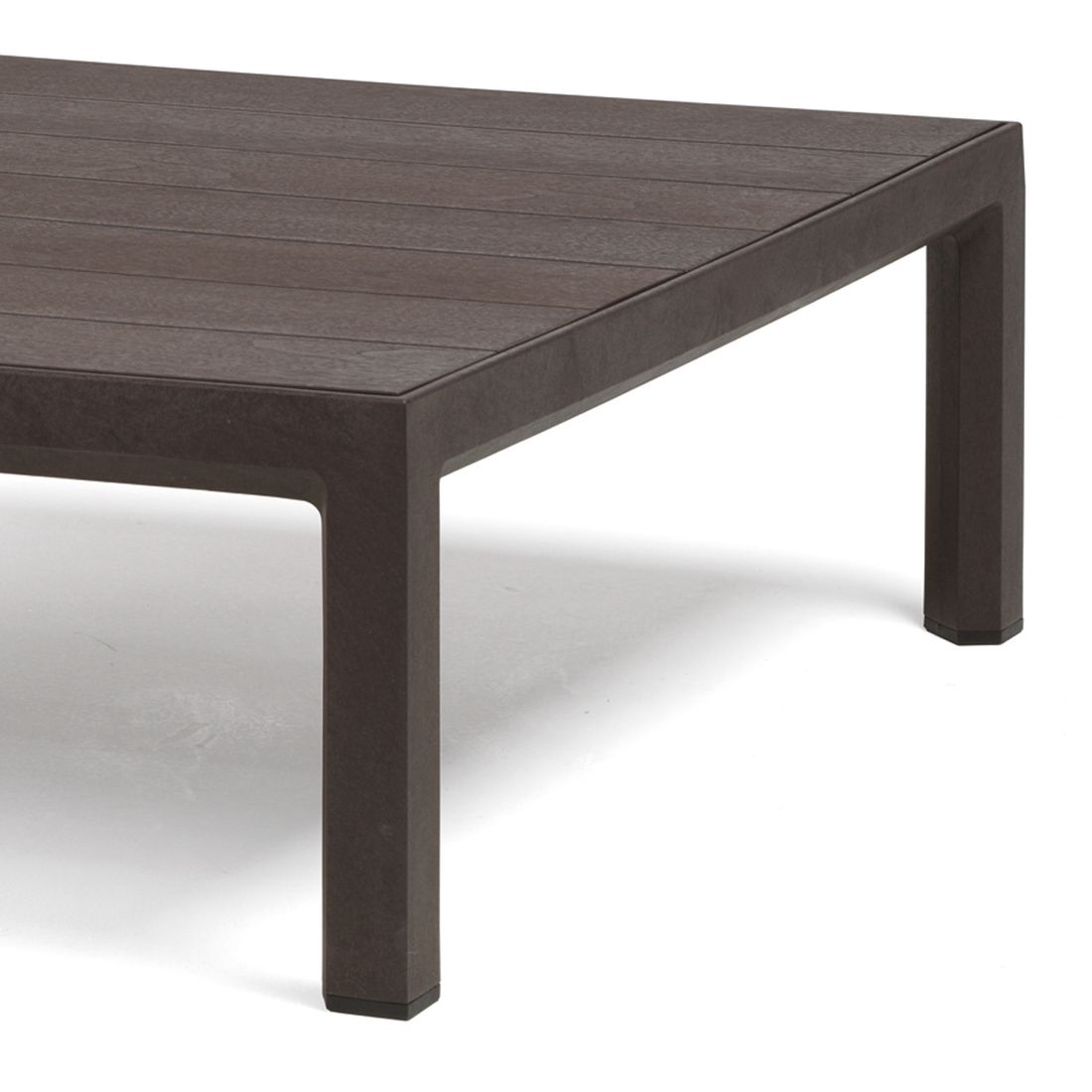 Loungebord Maximo 80x80cm plast stabelbart montert på terrasse