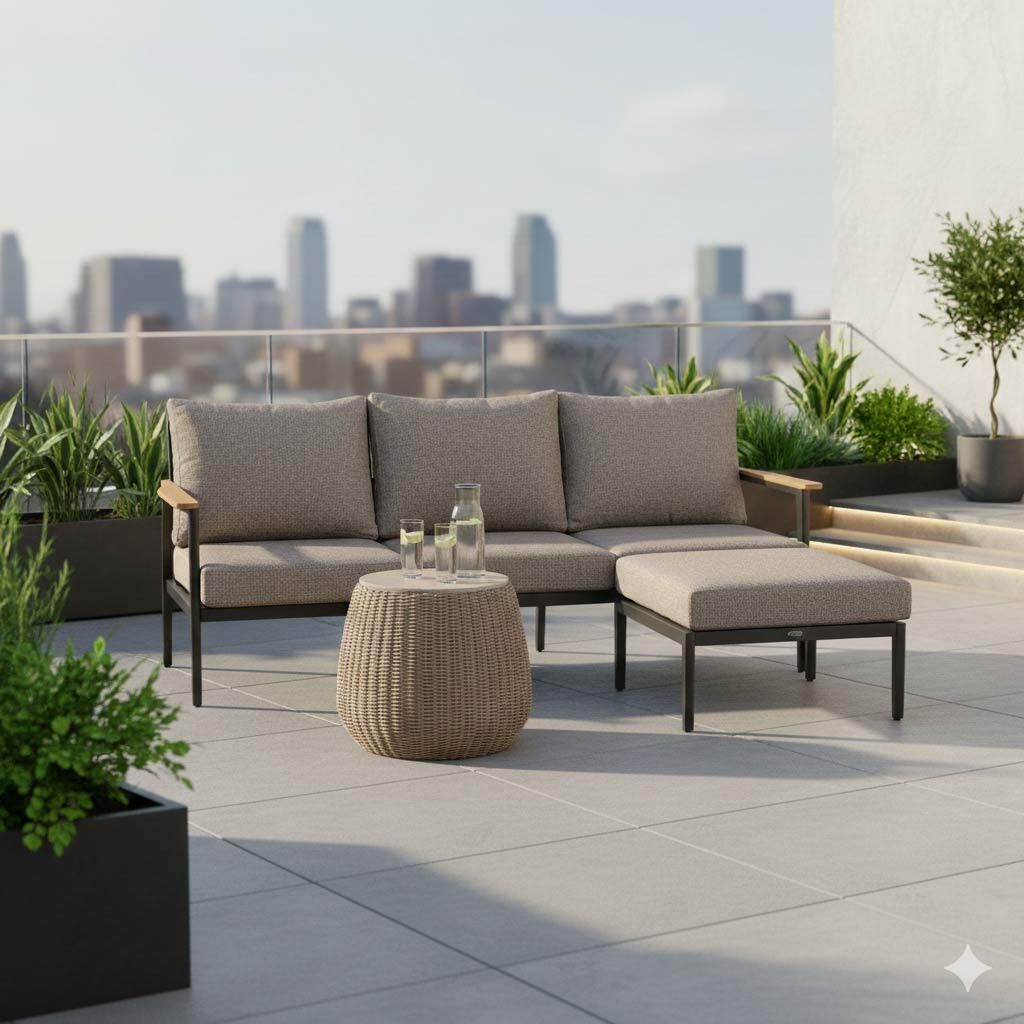 Loungesett Liguria aluminium/flettverk med loungebord fra fronten