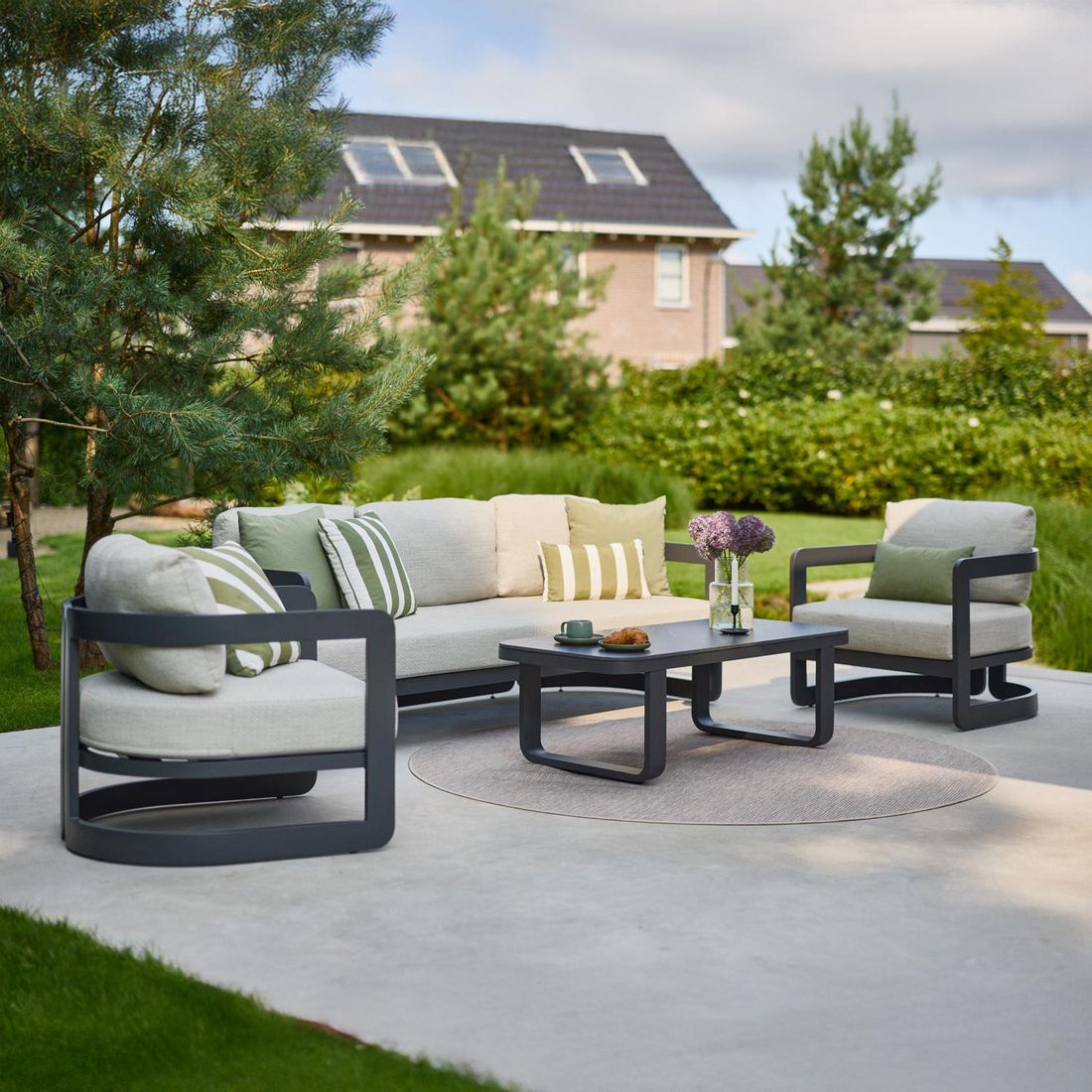 Loungesett Milano aluminium/olefin med loungebord - Hartman bakside