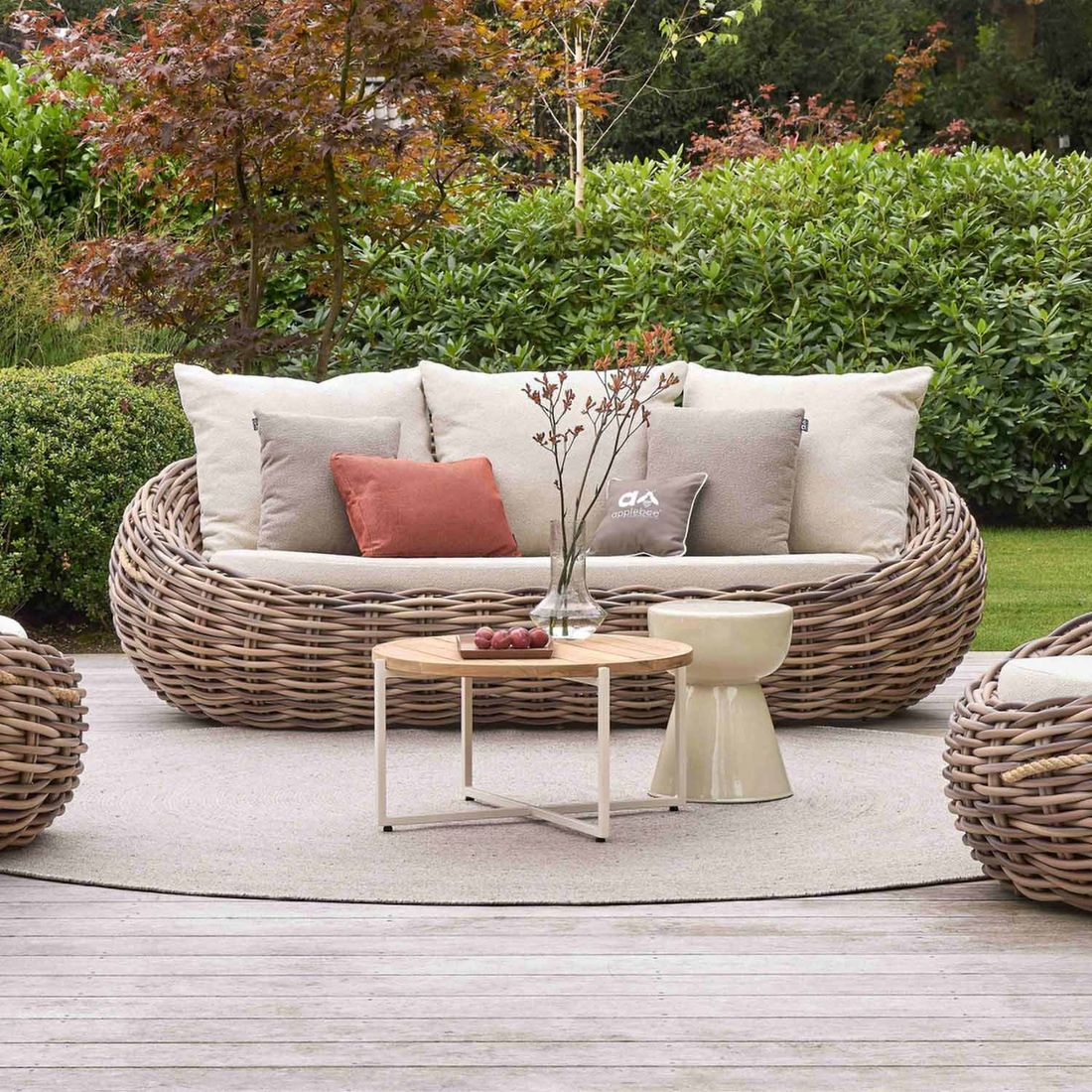 Loungesofa Cocoon polyrotting Bee Wett 236 cm bakside