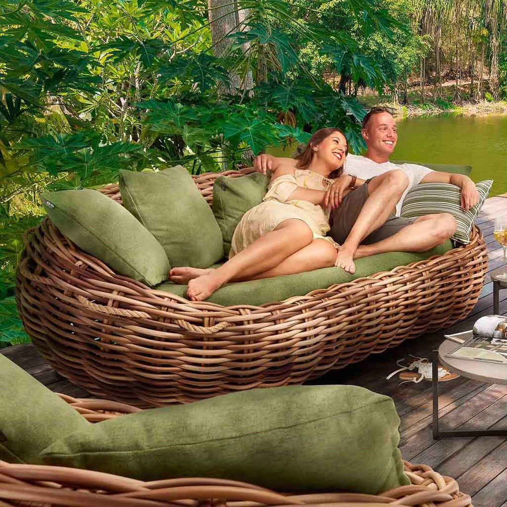 Loungesofa Cocoon polyrotting Bee Wett 236 cm detalj av flettverk