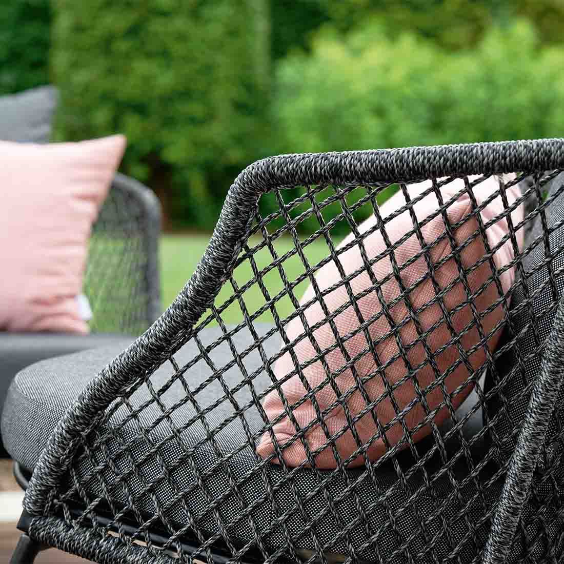 Loungesofa Odea aluminium tau polyakryl 195 cm montert på terrasse