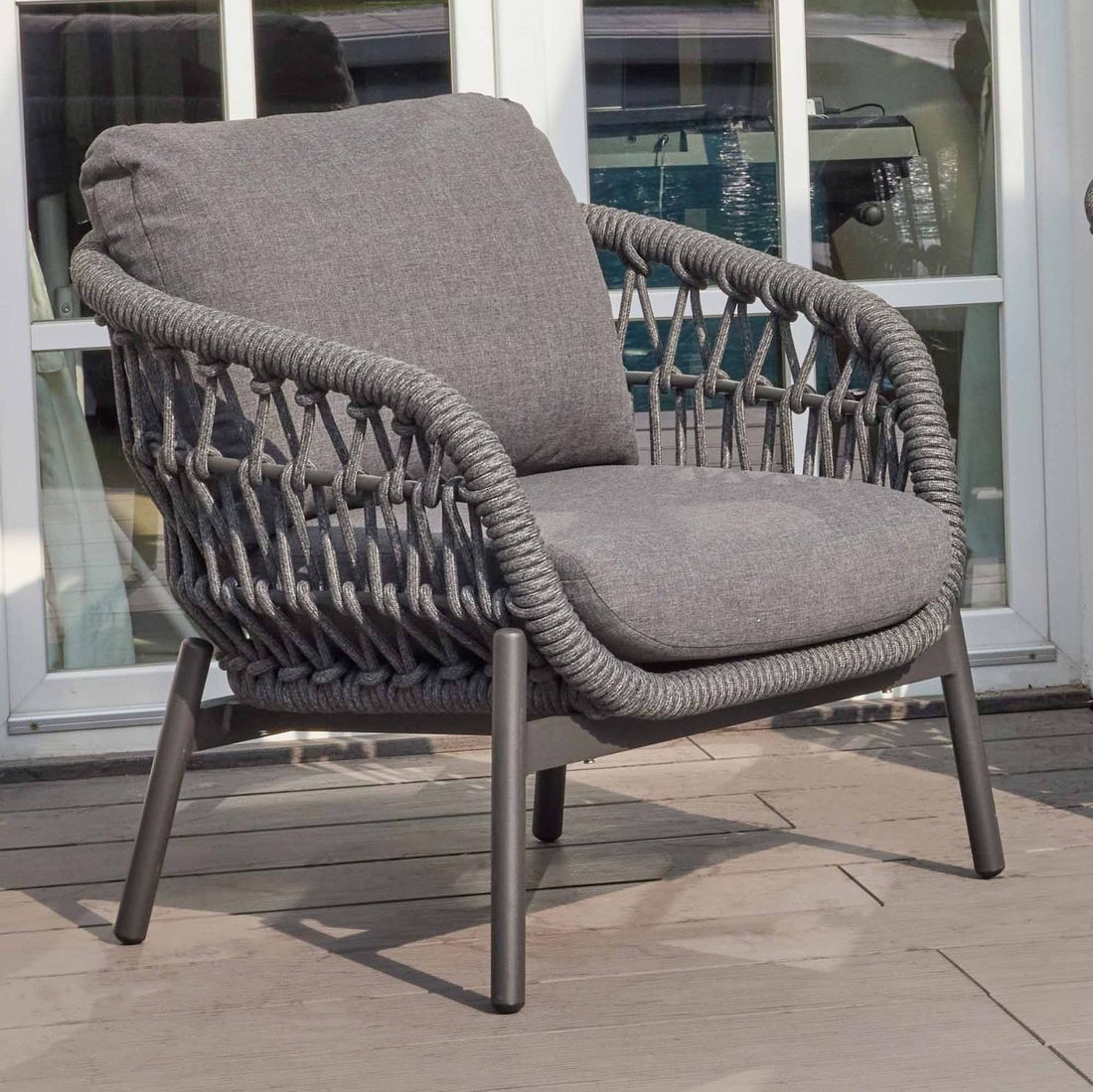 Loungestol Bari aluminium tau olefin 81x83 cm forfra