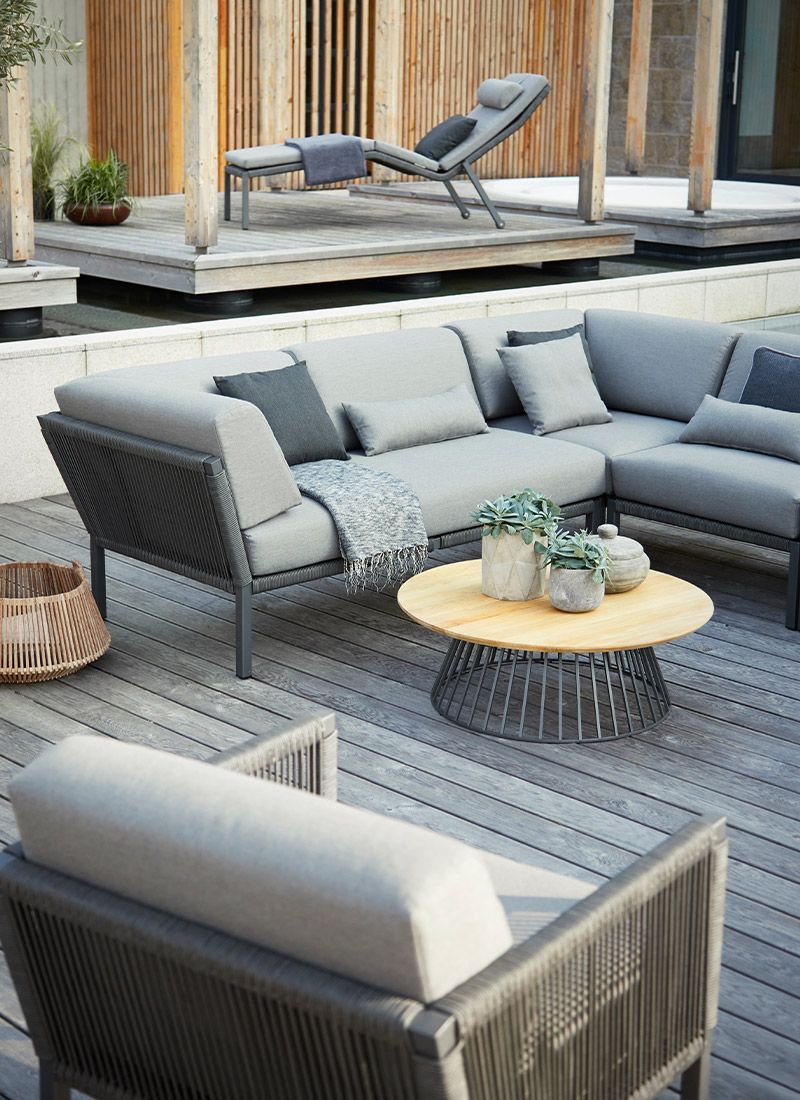 Loungestol Club med krakk aluminium/tau - Solpuri sett med krakk