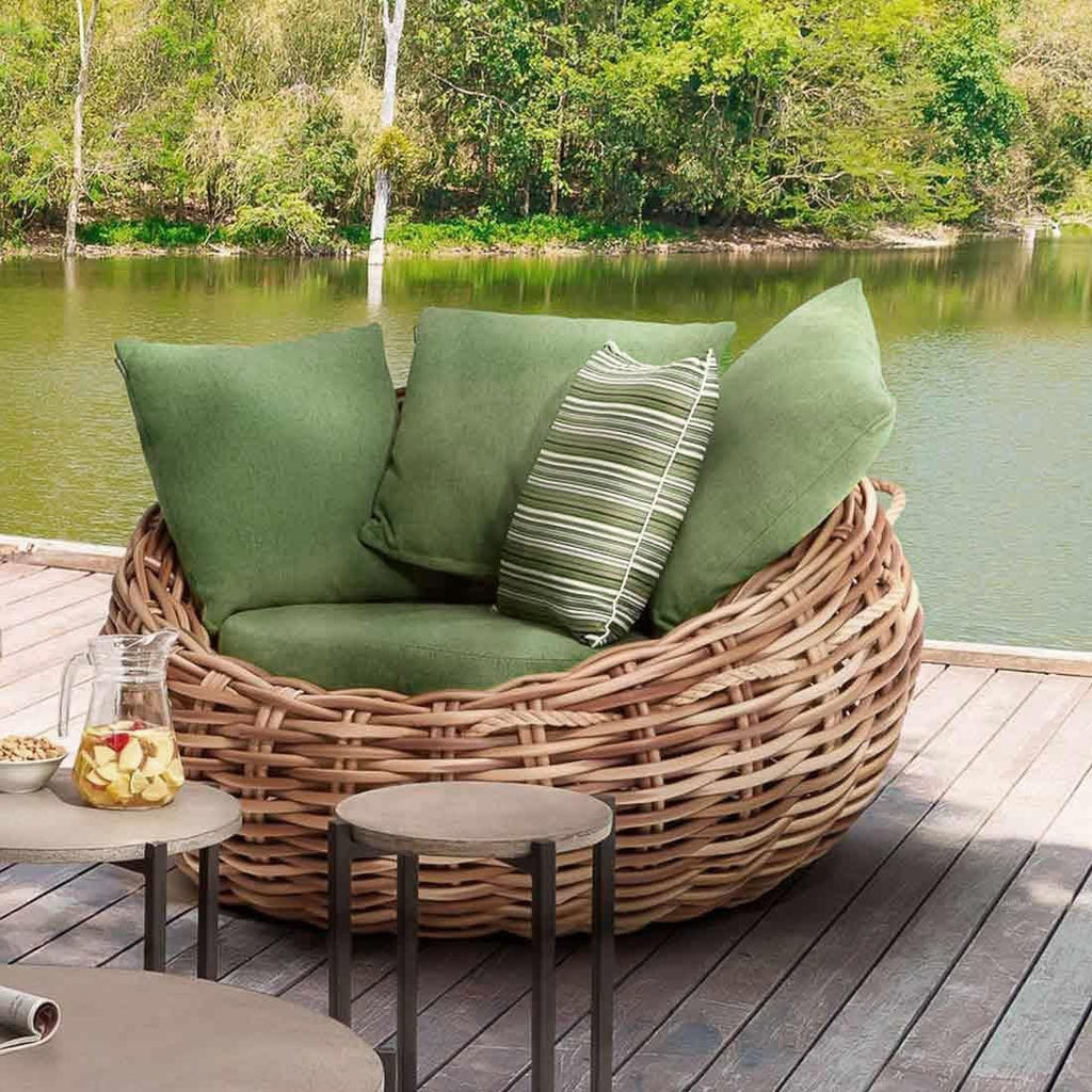 Loungestol Cocoon polyrotting 130x130 cm Apple Bee nærbilde av pute