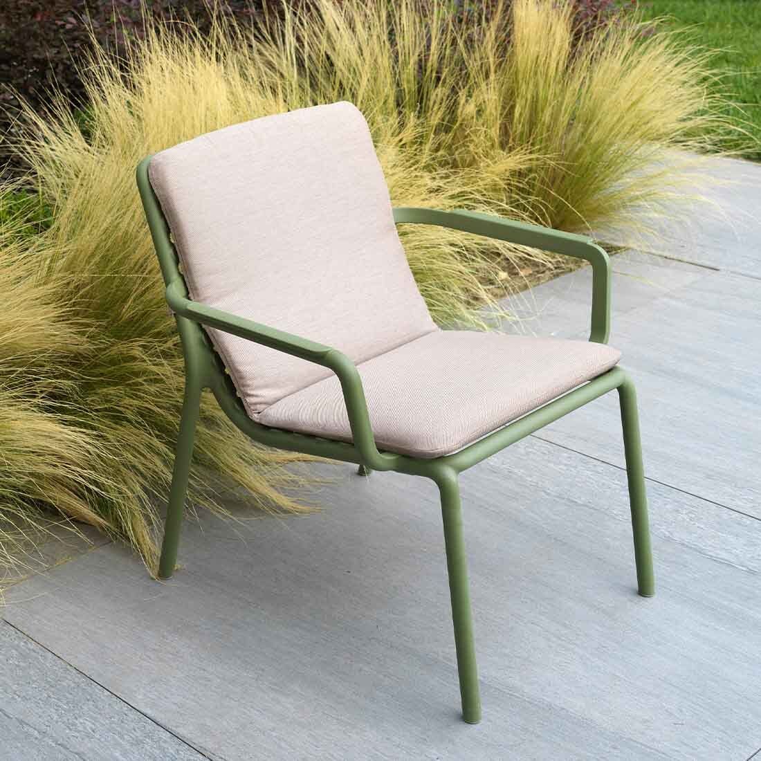 Loungestol Doga Relax stabelbar plast/polyakryl 70 cm detalj av stoff